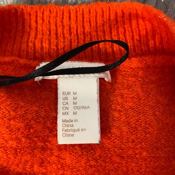 Sweater - Picture 2 of 2